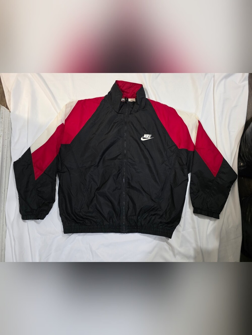 vintage Nike Late 90's Nylon Windbreaker Big Swoosh